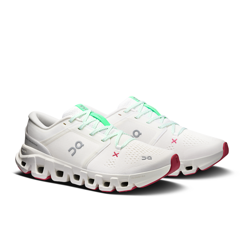 Women's Cloud X 5