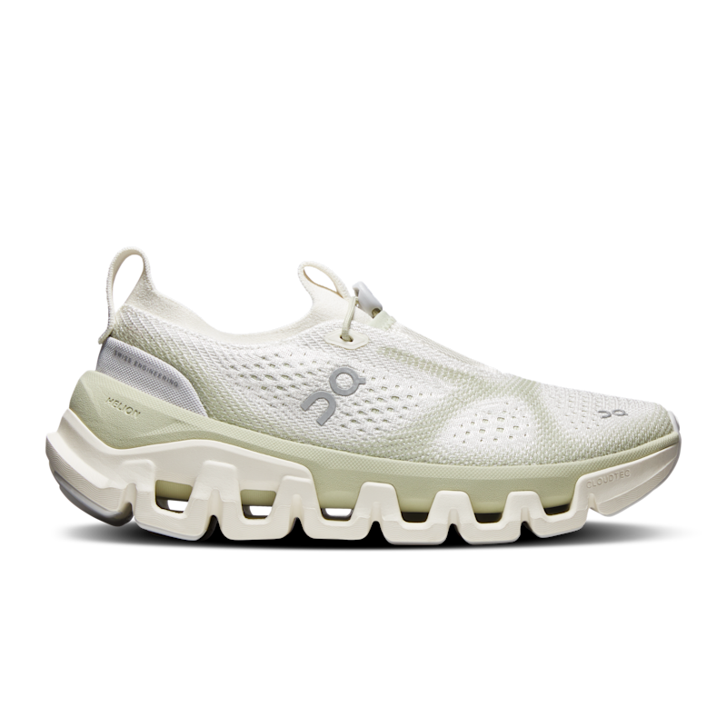 Women's Cloud X Tempo FP Movement