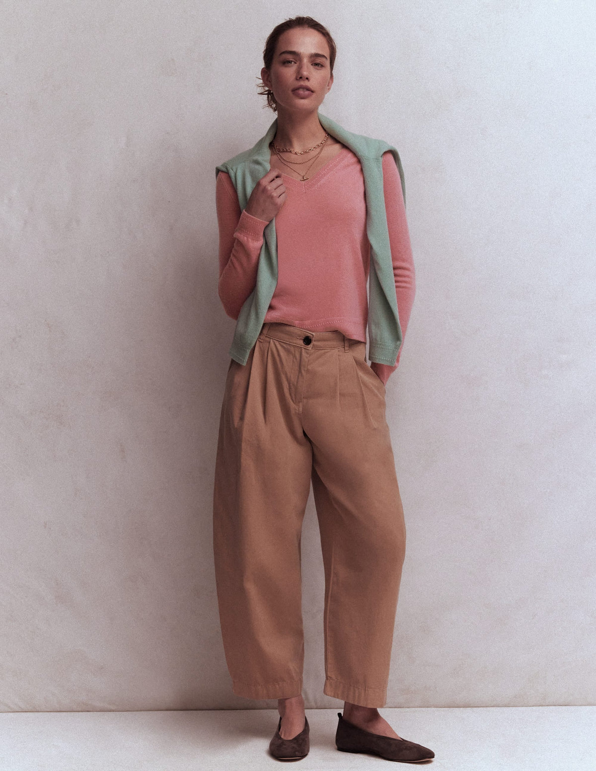 Eva Cashmere V-Neck Sweater-Camelia Pink