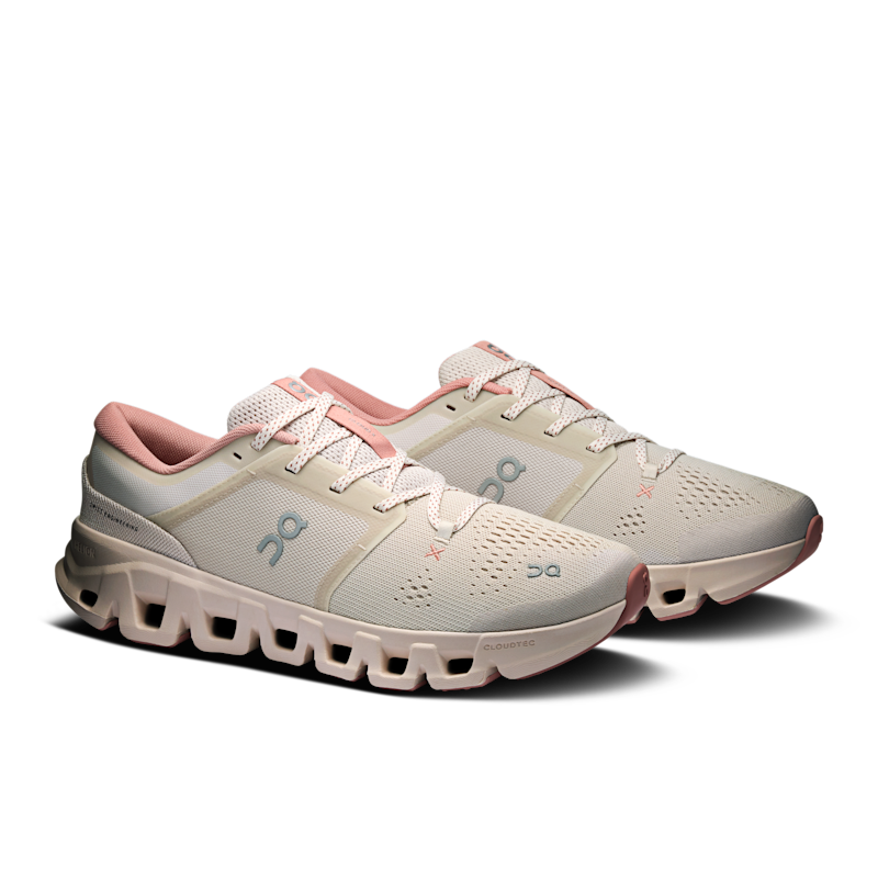 Women's Cloud X 5