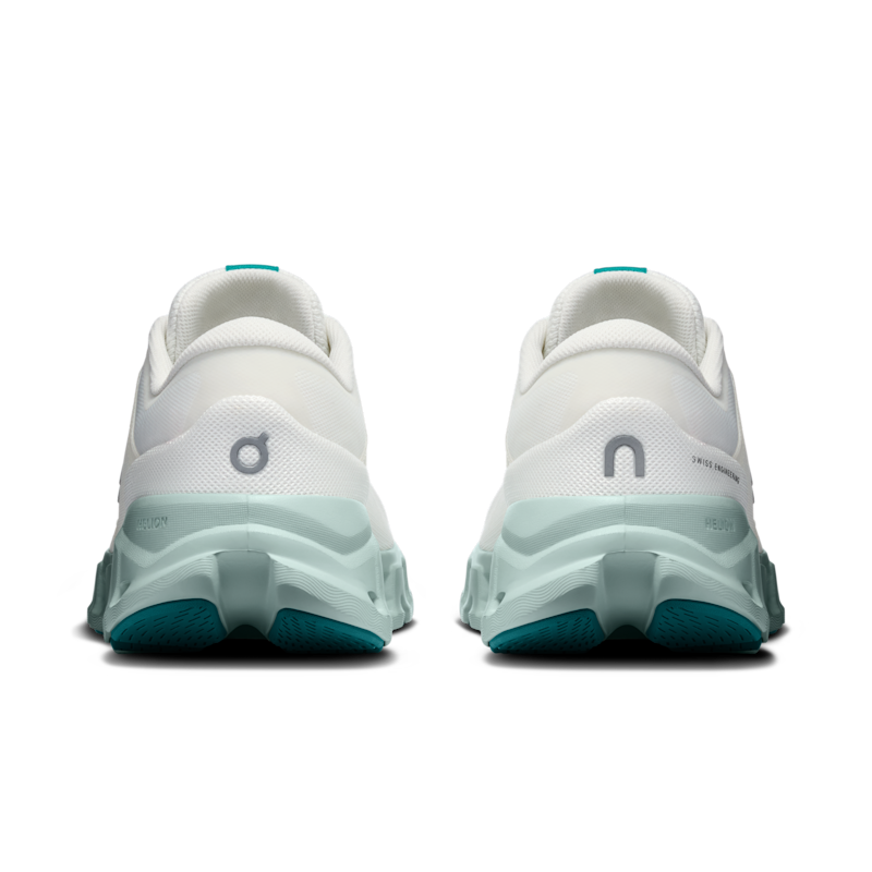 Women's Cloud X 5