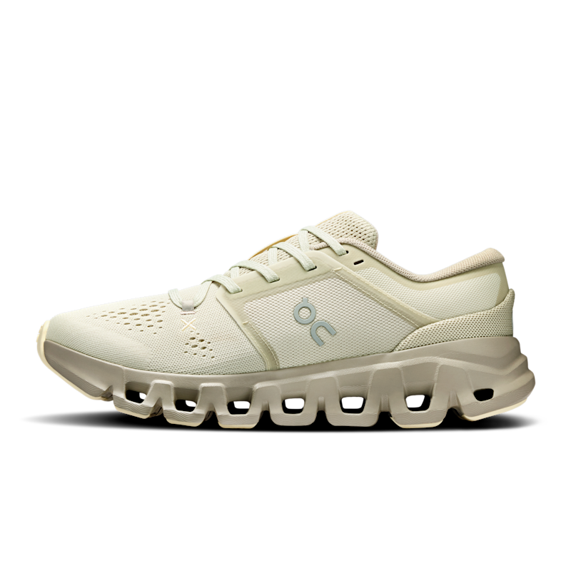 Women's Cloud X 5
