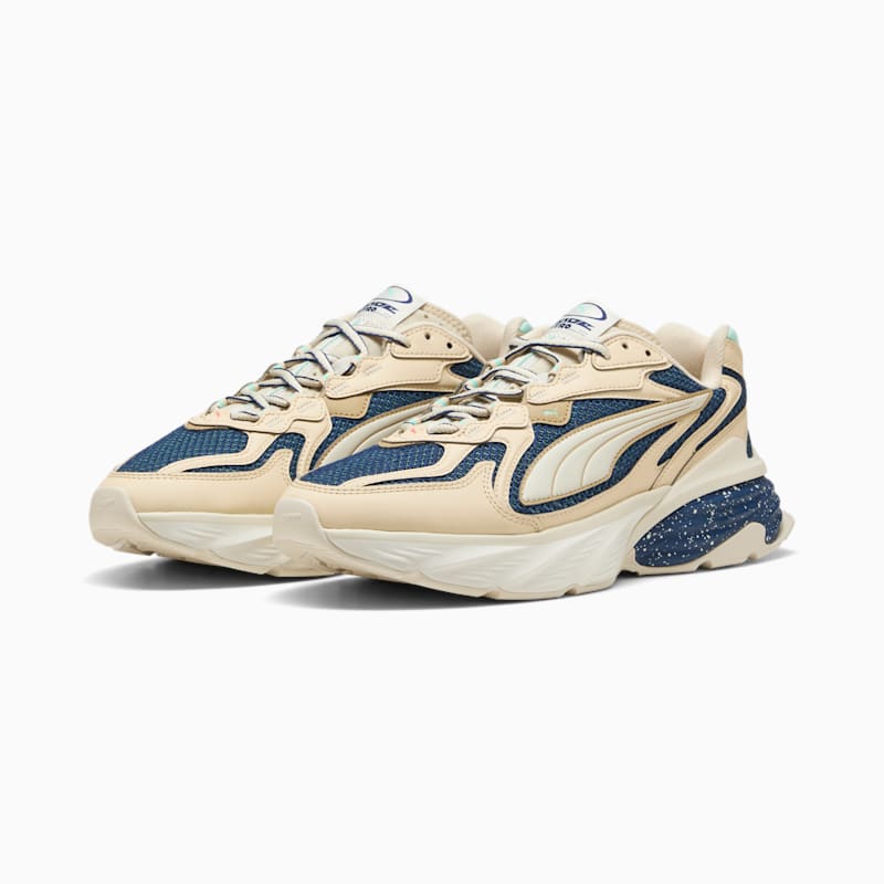 Fade Sneakers