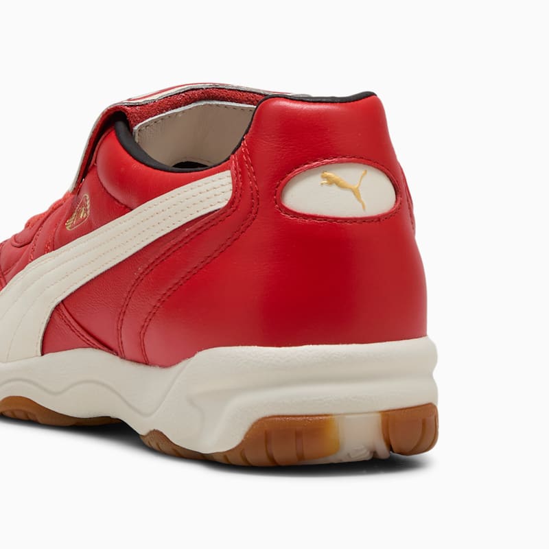 King Indoor Sneakers