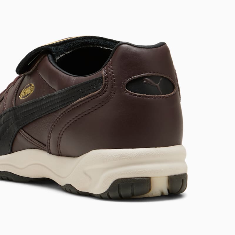 King Indoor Sneakers