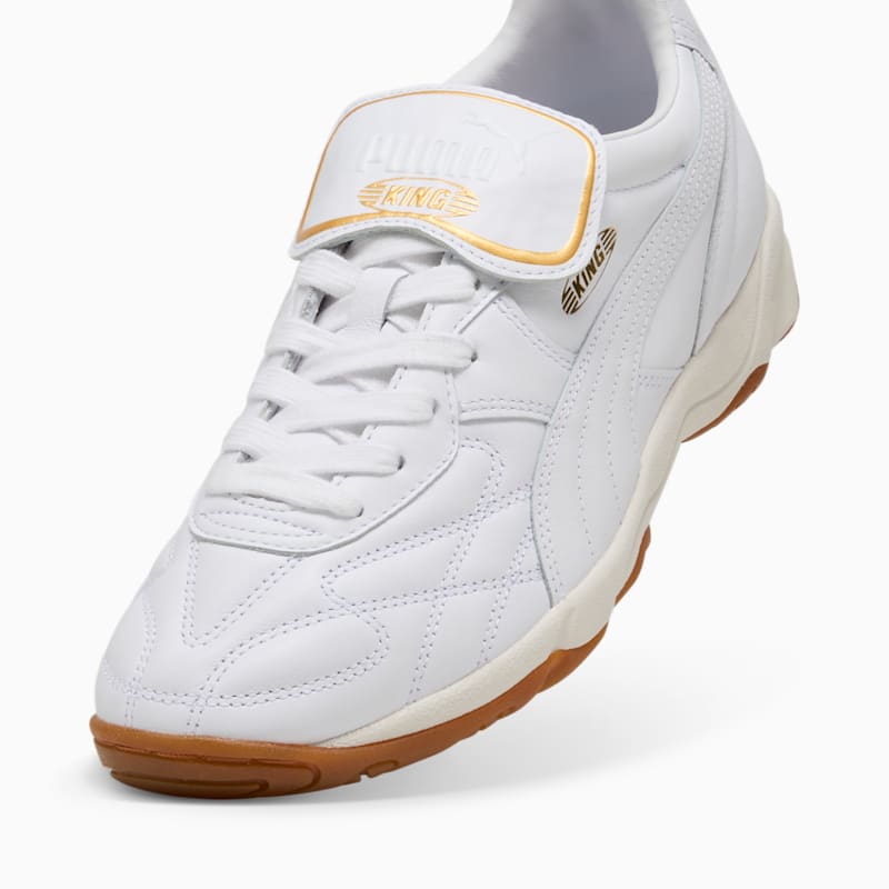 King Indoor Sneakers