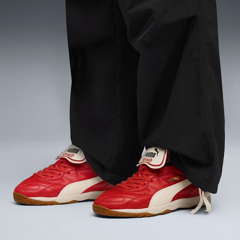 King Indoor Sneakers
