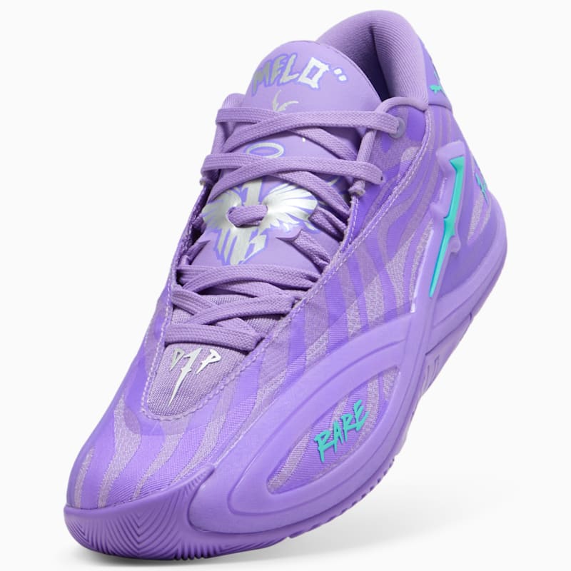 MB.06 Shooting Star Basketball Shoes