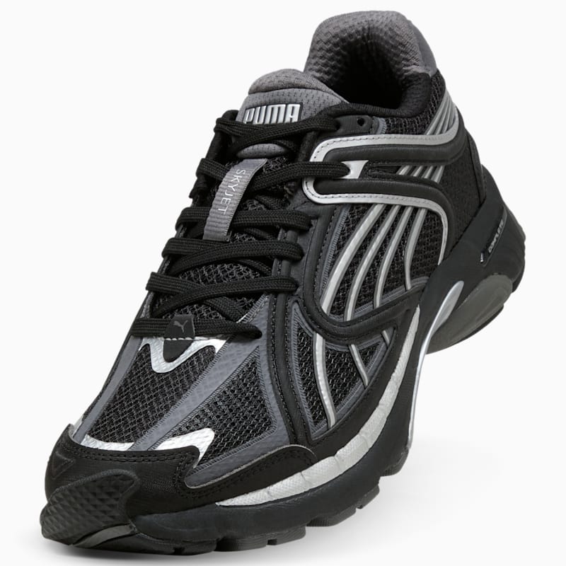 SkyJet Sneakers