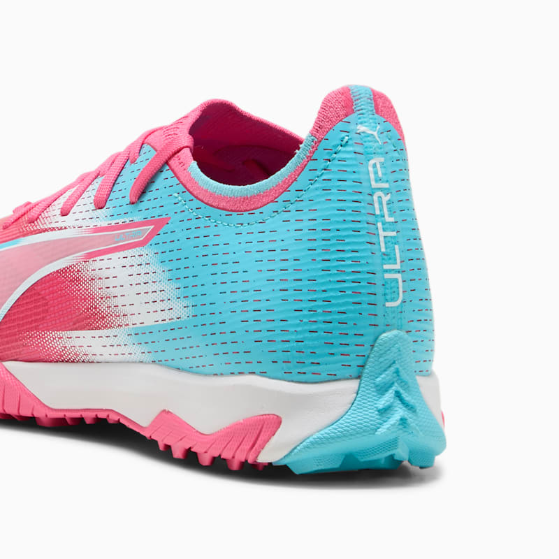 ULTRA 6 MATCH RECHARGE Turf Soccer Cleats