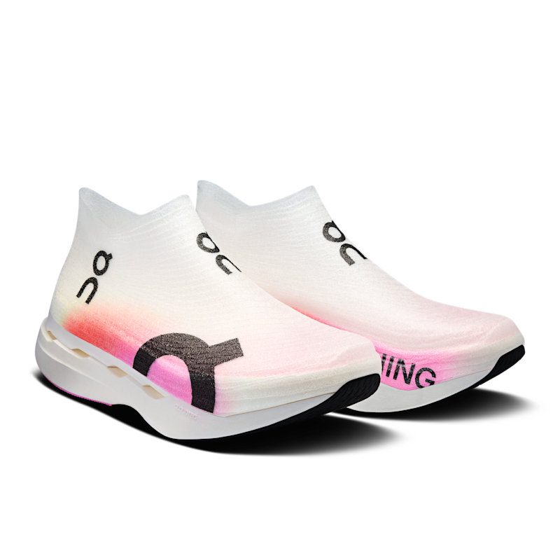 Unisex LightSpray Cloudboom Strike - White | Raspberry