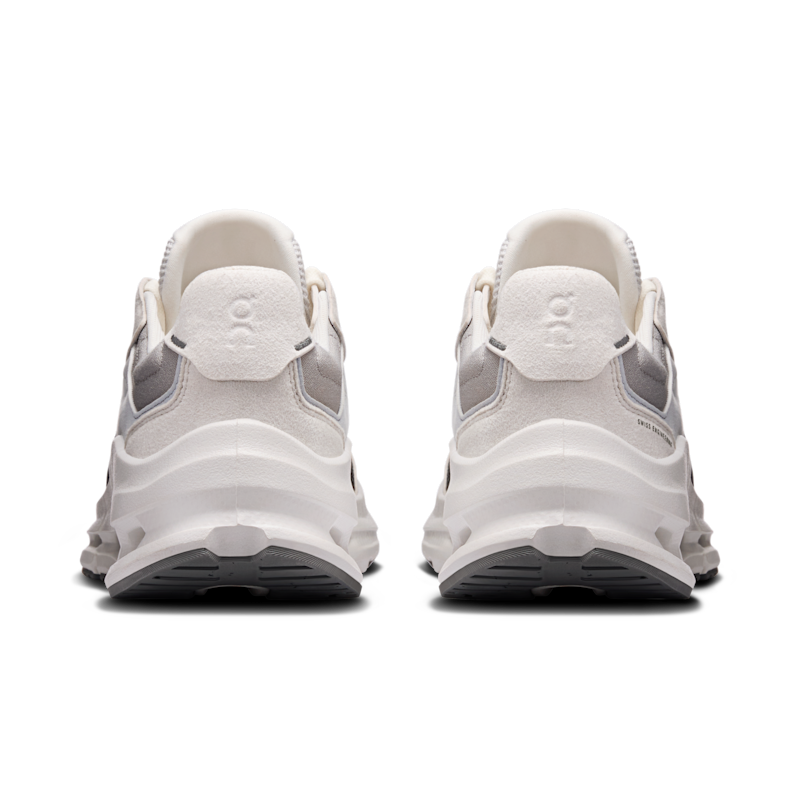 Women's Cloudnova Rift