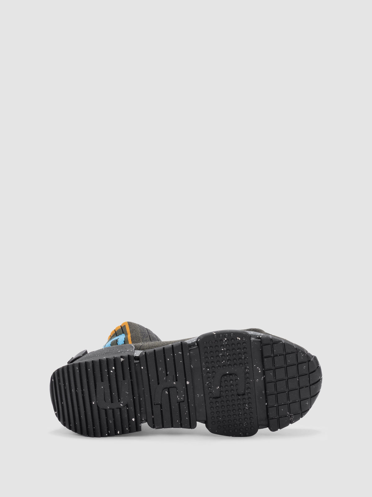 UYN x Urquiola Urban Black