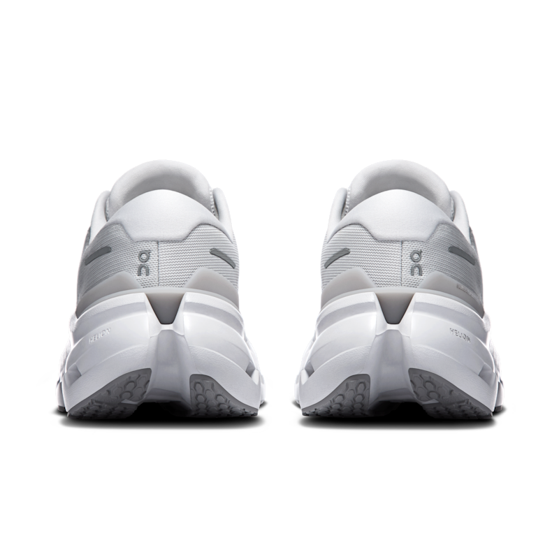 Women's Cloudrunner 3 - Frost | Glacier