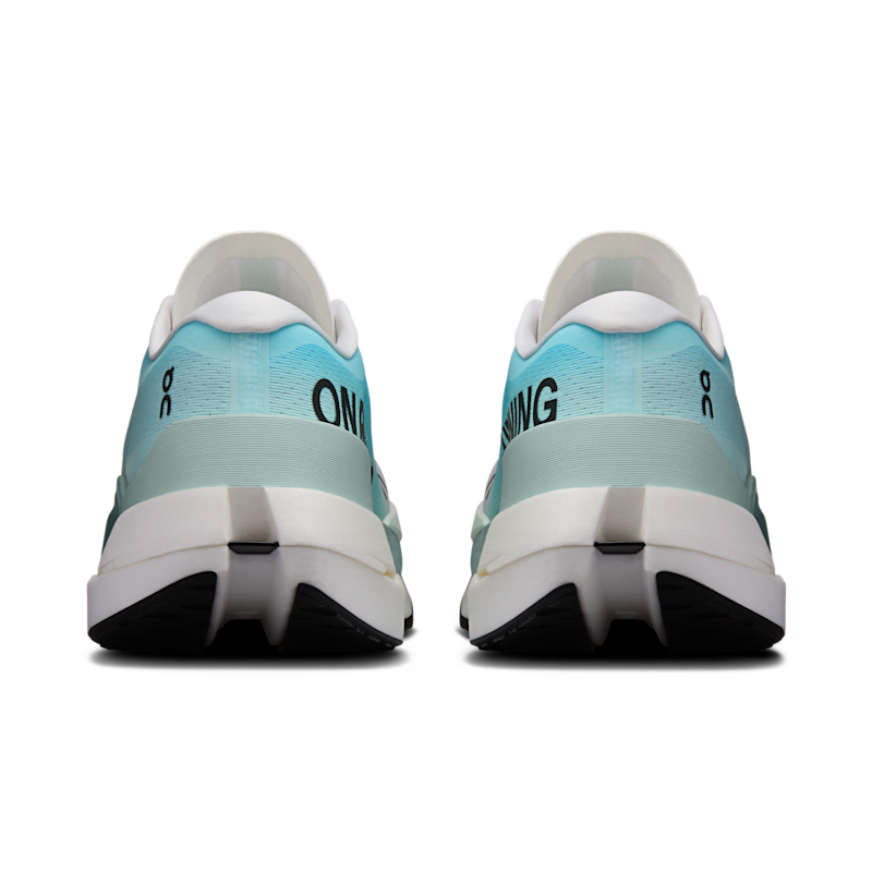 Men's Cloudboom Max - White | Flurry